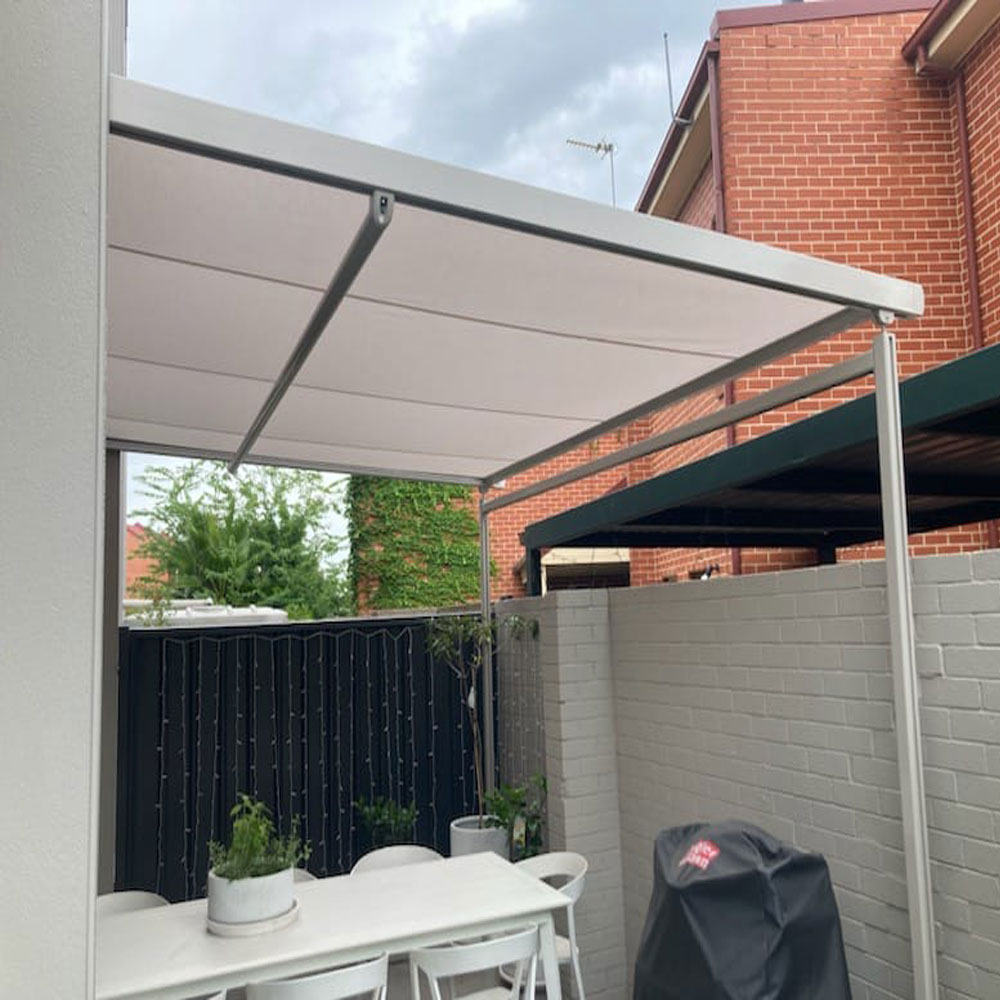 white sundream awning