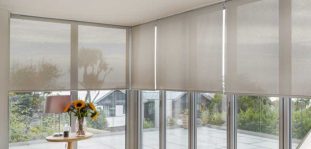 Motorised-blinds-in-living-room