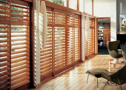 Wood plantation shutters